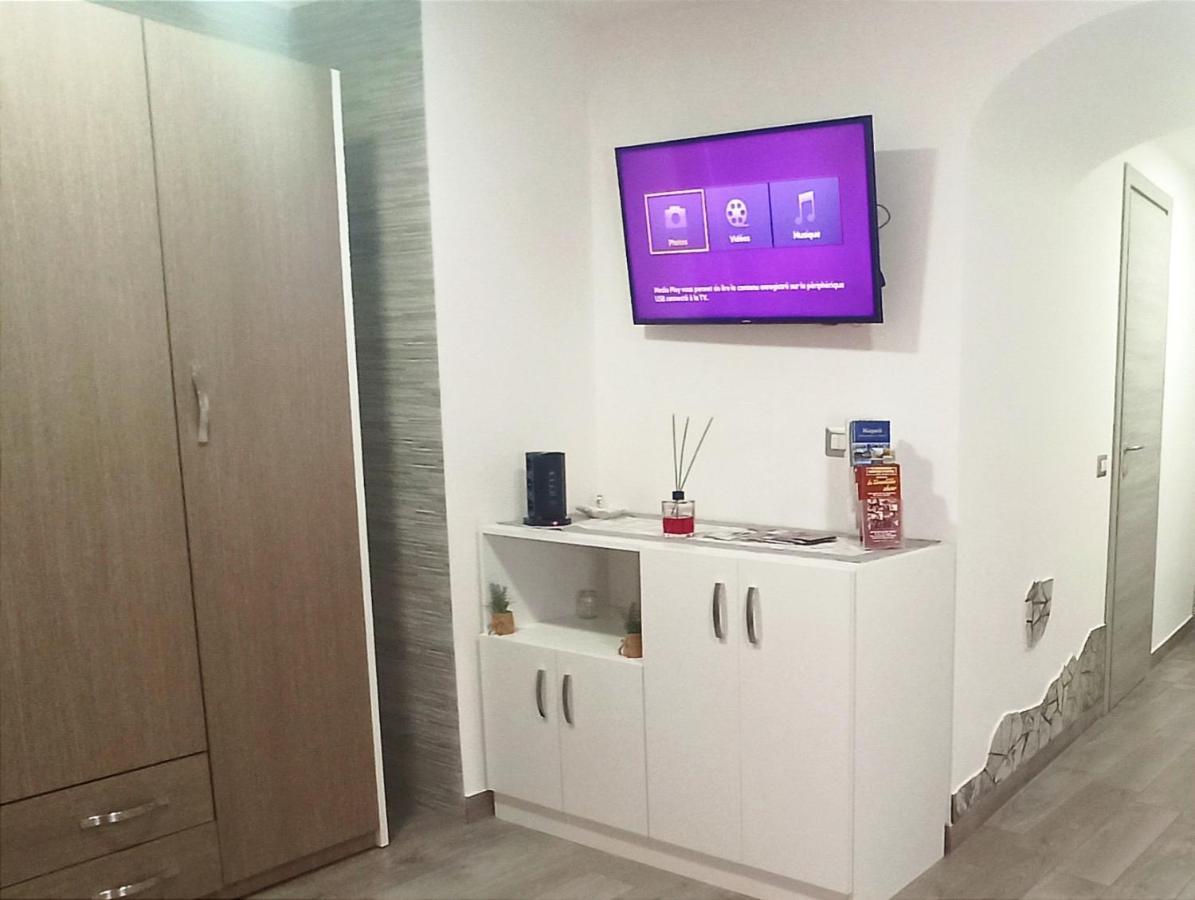 Apartament Napoli Pop Chiaia Zewnętrze zdjęcie